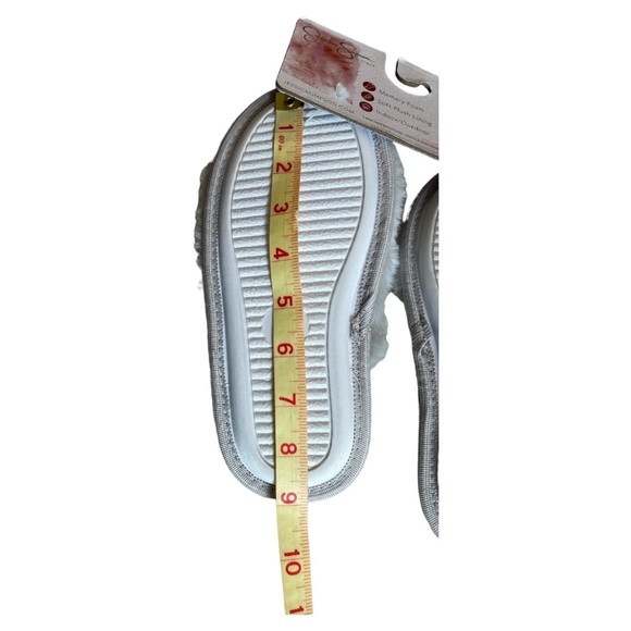 🐶NWT Jessica Simpson Girls Slippers Size M 13/1 Grey Slippers - Picture 8 of 11